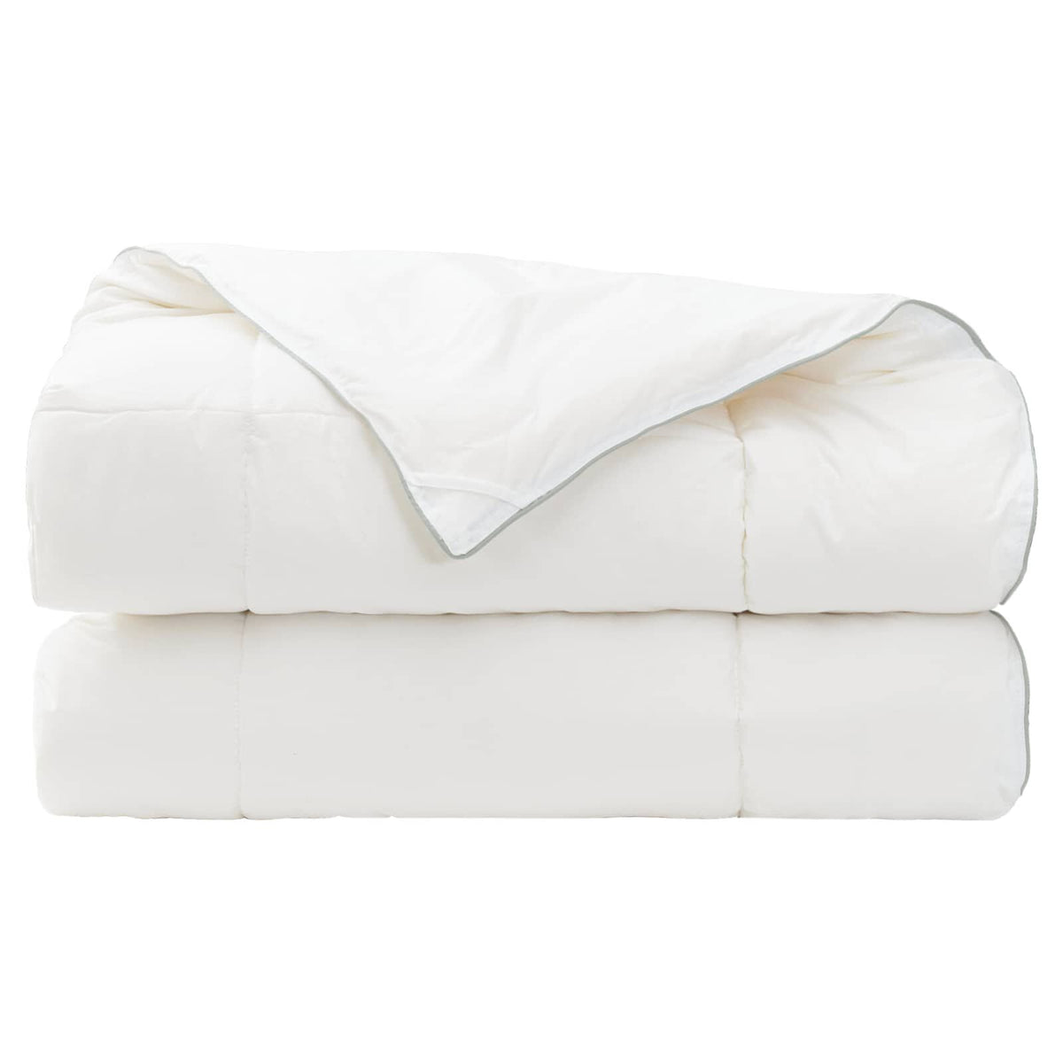 Couette 4 saisons Lestona pliée, vue de face